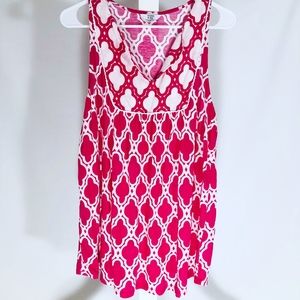 Crown and Ivy quatrefoil design top